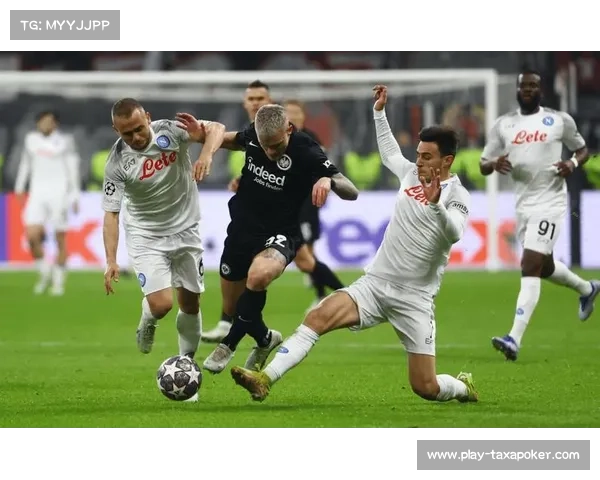 法兰克福3-3多特蒙德，六球大战戏剧性收场